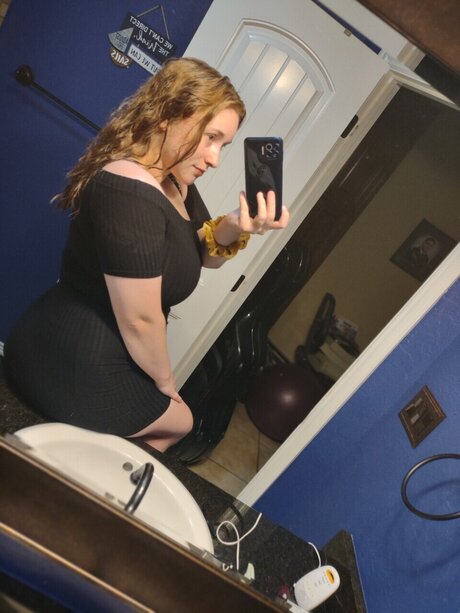 Nacktes geleaktes OnlyFans-Foto von Michelle Catherine