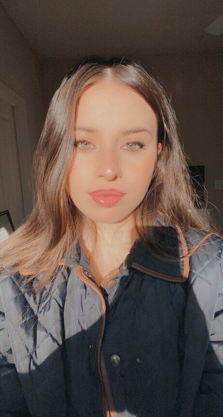 Nacktes geleaktes OnlyFans-Foto von Alison Fields
