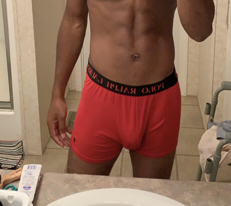 Nacktes geleaktes OnlyFans-Foto von Bigdaddydub