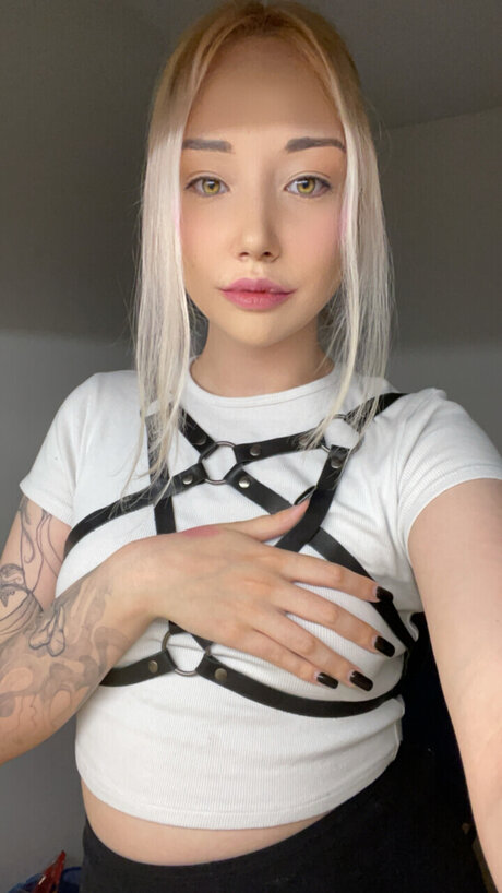 Nacktes geleaktes OnlyFans-Foto von Eva