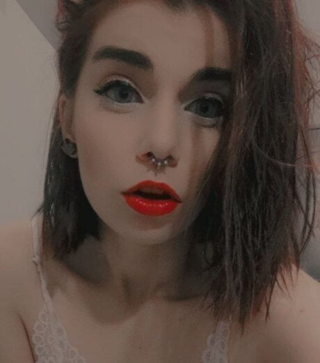 Nacktes geleaktes OnlyFans-Foto von Little Satana