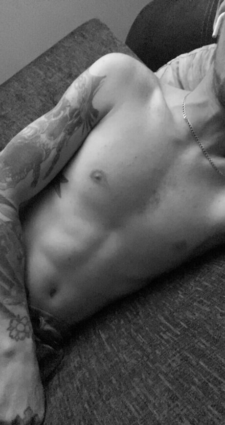 Nacktes geleaktes OnlyFans-Foto von Jess