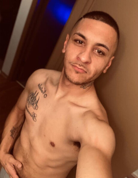 Nacktes geleaktes OnlyFans-Foto von Lorock24