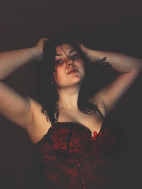 Nacktes geleaktes OnlyFans-Foto von Babymae