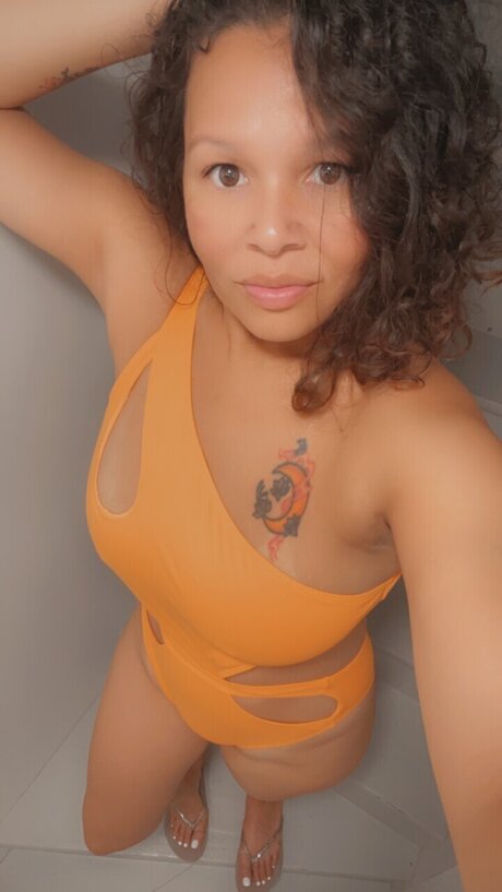 Nacktes geleaktes OnlyFans-Foto von Mixgoddess69