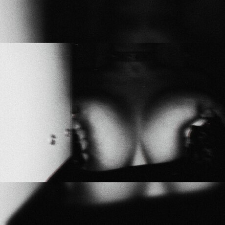 Nacktes geleaktes OnlyFans-Foto von Mrs Hana