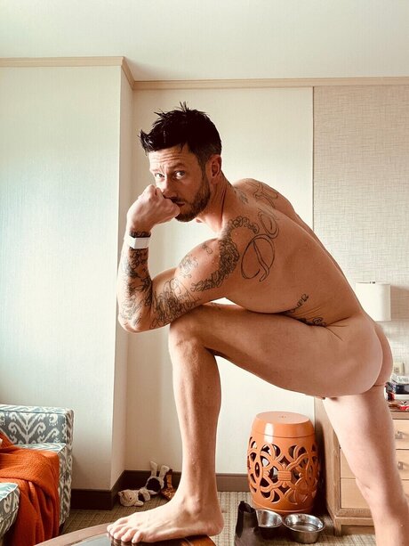 Nacktes geleaktes OnlyFans-Foto von The Nude Dude