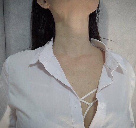 Nacktes geleaktes OnlyFans-Foto von Angel Pf
