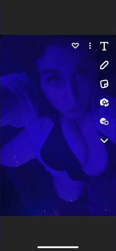 Nacktes geleaktes OnlyFans-Foto von Woodygirl