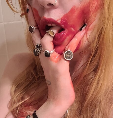 Nacktes geleaktes OnlyFans-Foto von Lil Devil 