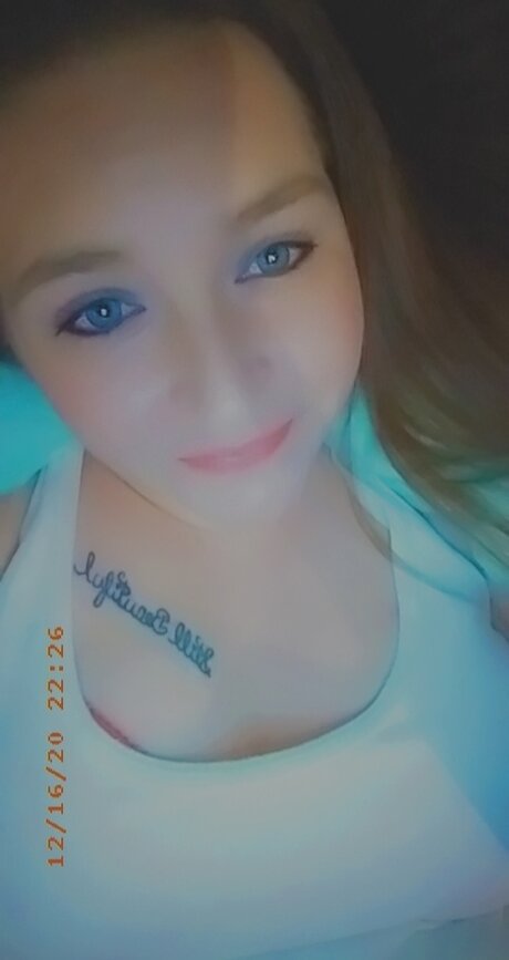 Nacktes geleaktes OnlyFans-Foto von Ashley D