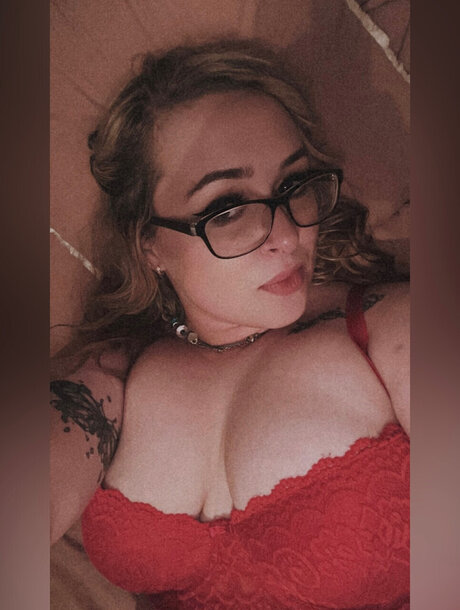 Nacktes geleaktes OnlyFans-Foto von Scarlett Smokey