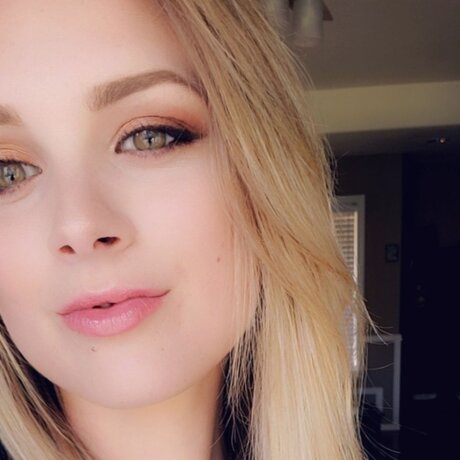 Nacktes geleaktes OnlyFans-Foto von Little Mis Fox