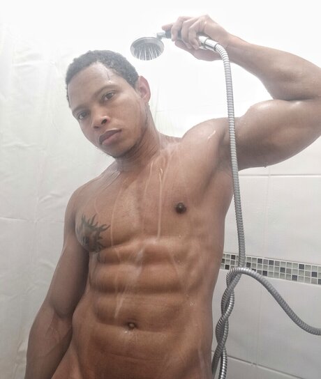 Nacktes geleaktes OnlyFans-Foto von Ricki Black