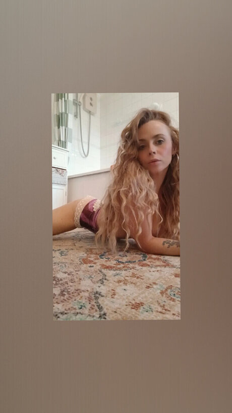 Nacktes geleaktes OnlyFans-Foto von Yourpixiedream