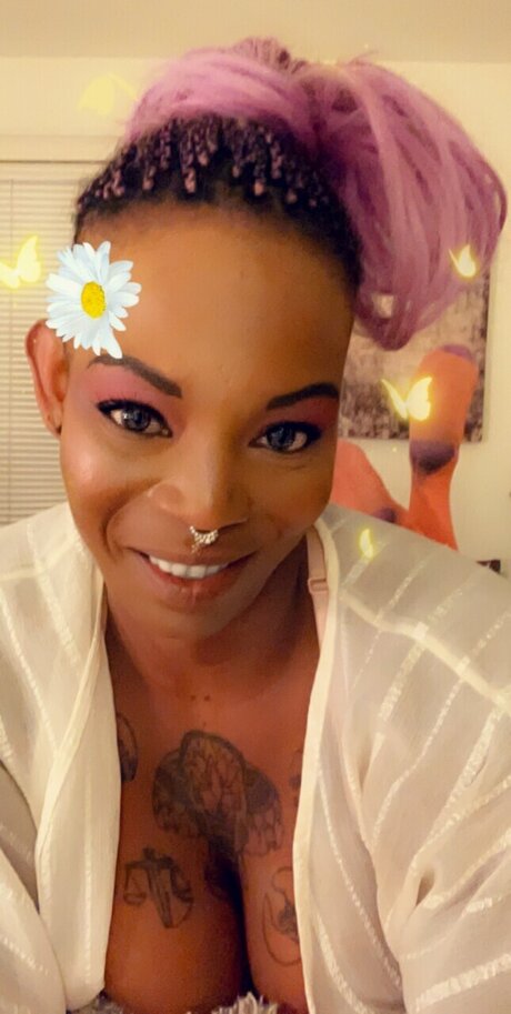 Nacktes geleaktes OnlyFans-Foto von Maziqueen8