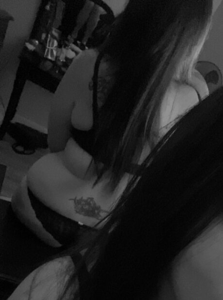 Nacktes geleaktes OnlyFans-Foto von K Baby