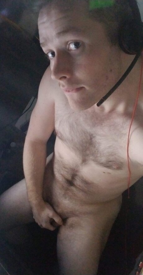 Nacktes geleaktes OnlyFans-Foto von Spot The Puppy