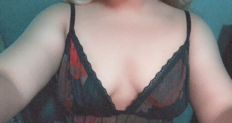 Nacktes geleaktes OnlyFans-Foto von Julieta Ruby