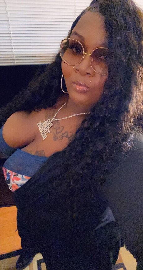 Nacktes geleaktes OnlyFans-Foto von Thickgoddess