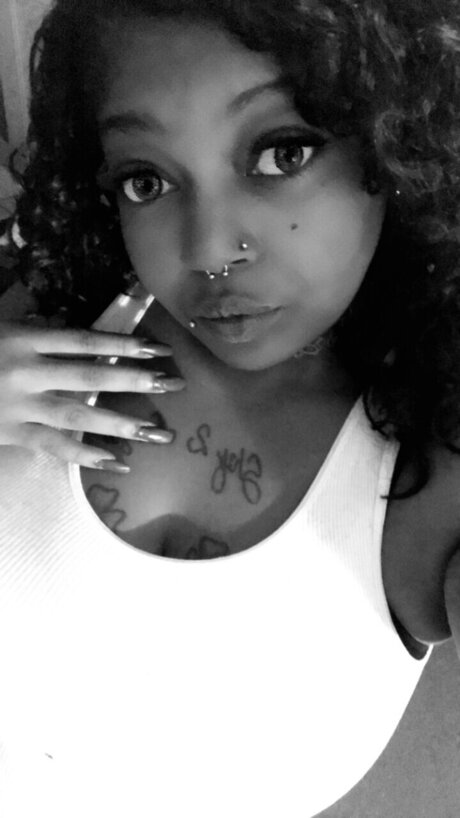 Nacktes geleaktes OnlyFans-Foto von 2loyal007