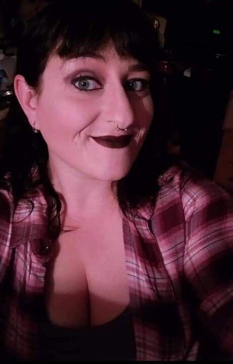 Nacktes geleaktes OnlyFans-Foto von Crystal Fire
