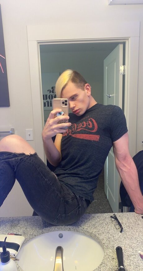 Nacktes geleaktes OnlyFans-Foto von Tyler