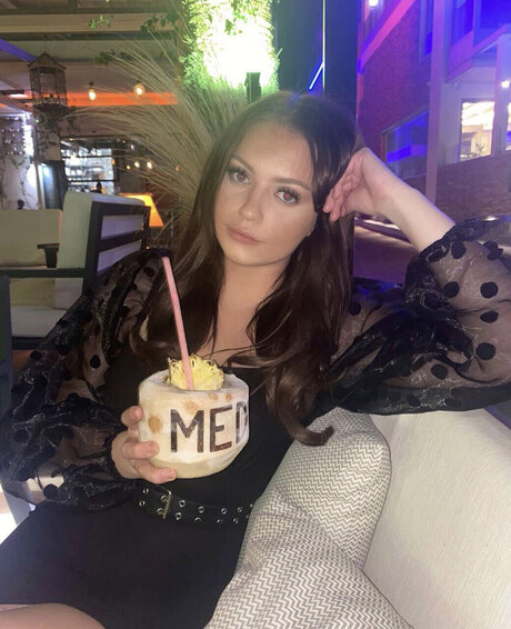 Nacktes geleaktes OnlyFans-Foto von Zarra Lutman