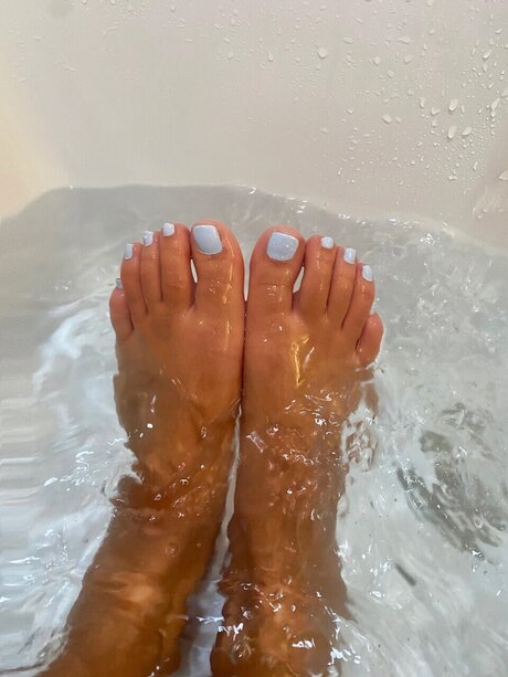 Nacktes geleaktes OnlyFans-Foto von Arabicfeet4u
