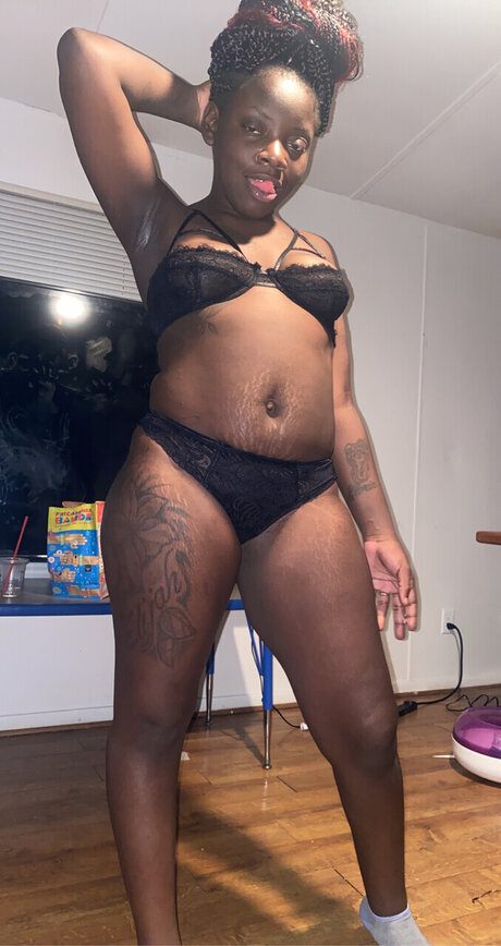 Nacktes geleaktes OnlyFans-Foto von Juicyma126