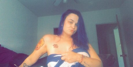 Nacktes geleaktes OnlyFans-Foto von Madam Raven Moon