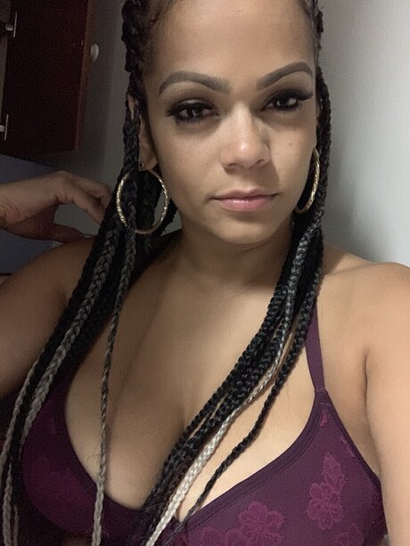 Nacktes geleaktes OnlyFans-Foto von Ojos Brujos