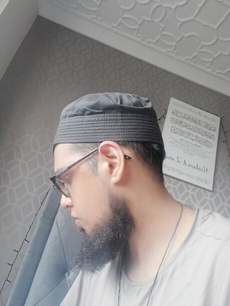 Nacktes geleaktes OnlyFans-Foto von Hashim Siraj Mahmood