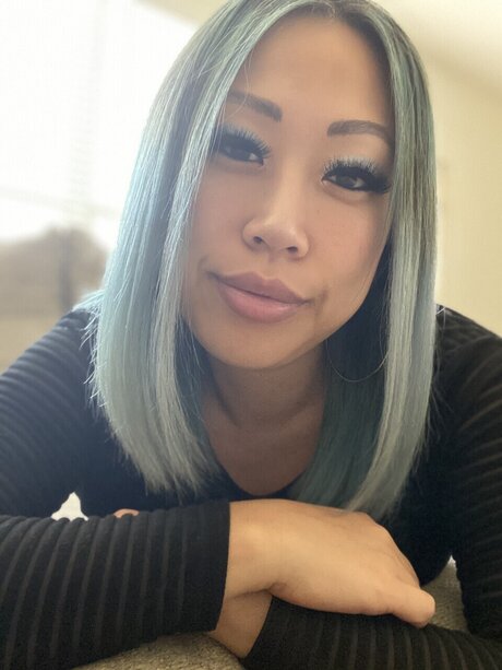 Nacktes geleaktes OnlyFans-Foto von Your Asian Persuasion