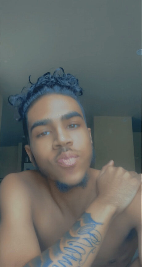Nacktes geleaktes OnlyFans-Foto von Quisey