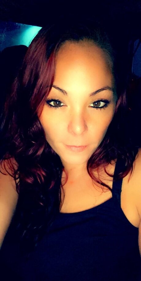 Nacktes geleaktes OnlyFans-Foto von Miss Intellectual