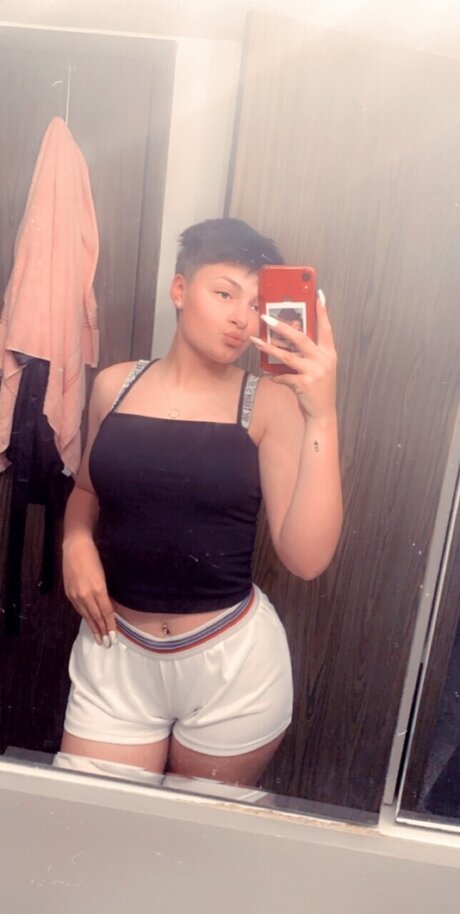 Nacktes geleaktes OnlyFans-Foto von Ickyvicky