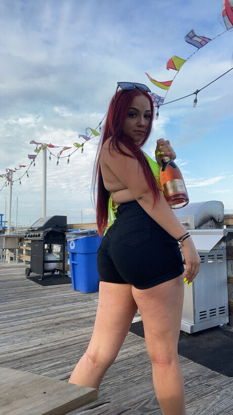 Nacktes geleaktes OnlyFans-Foto von Hazzel