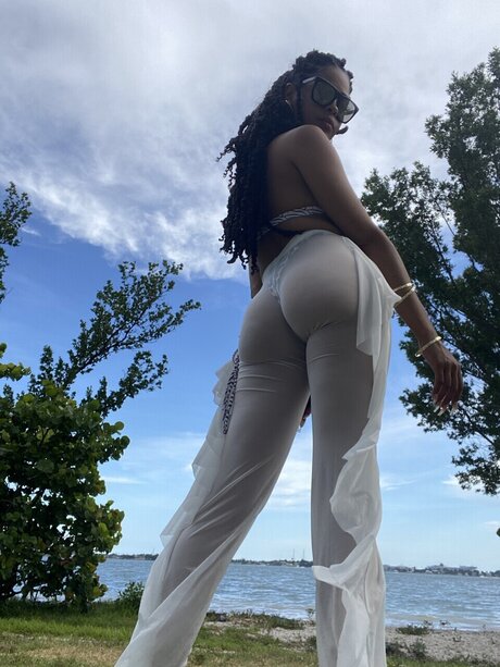 Nacktes geleaktes OnlyFans-Foto von Realbenjiimami