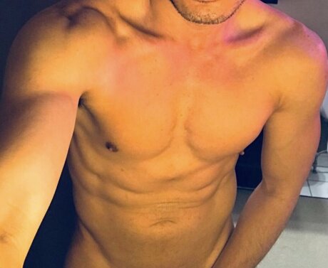 Nacktes geleaktes OnlyFans-Foto von Br1987