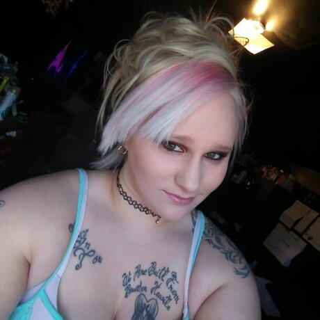 Nacktes geleaktes OnlyFans-Foto von Squeakypuddin