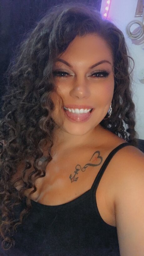 Nacktes geleaktes OnlyFans-Foto von Montanamontana