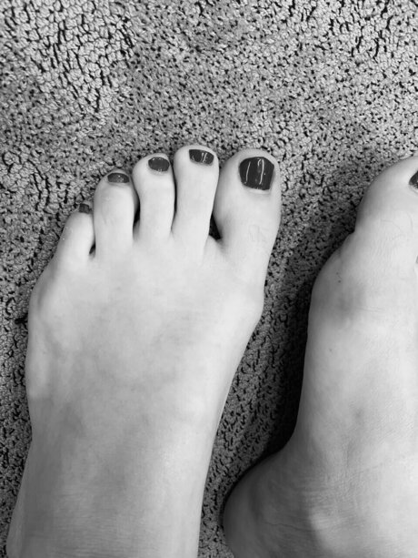Nacktes geleaktes OnlyFans-Foto von Softysandals