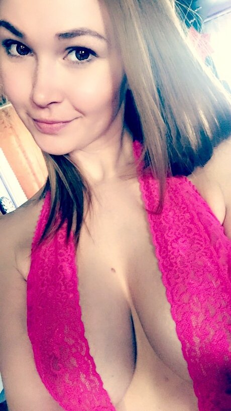 Nacktes geleaktes OnlyFans-Foto von Alyray
