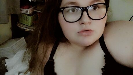 Nacktes geleaktes OnlyFans-Foto von Caitlin