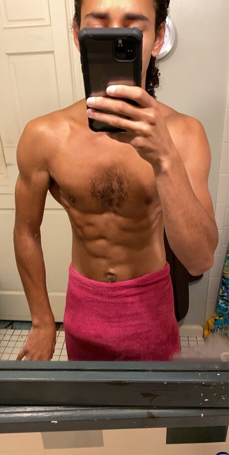 Nacktes geleaktes OnlyFans-Foto von David