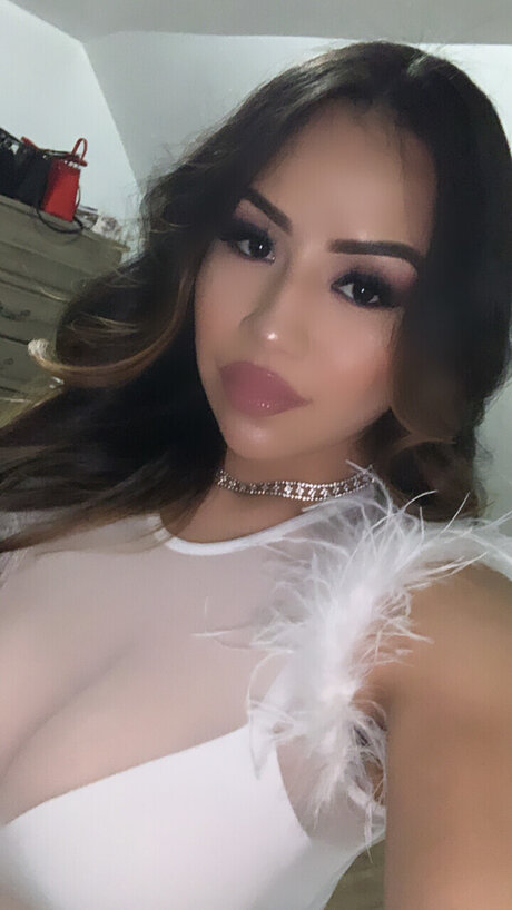 Nacktes geleaktes OnlyFans-Foto von Pocahontas22