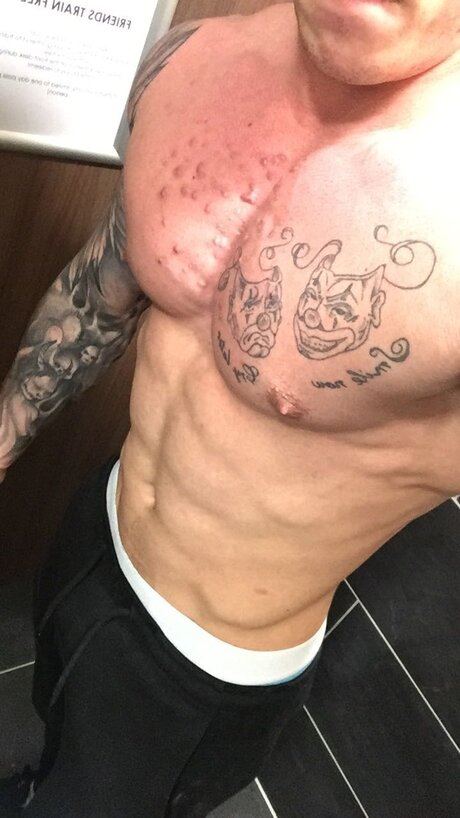 Nacktes geleaktes OnlyFans-Foto von Toothpiick
