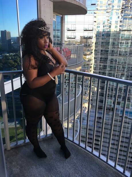 Nacktes geleaktes OnlyFans-Foto von Prettybrownbrown