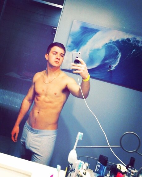 Nacktes geleaktes OnlyFans-Foto von Miscellaneous